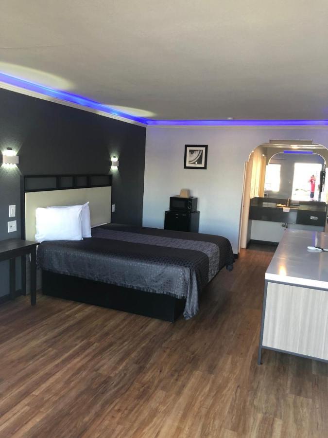 Sunset Motel Pomona Zewnętrze zdjęcie
